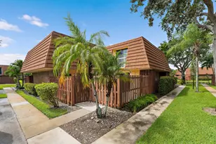825 Center St, Jupiter, FL 33458 - Photo 1