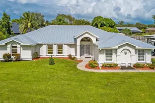 3041 SE Dalhart Rd, Port Saint Lucie, FL 34952 - Photo 1