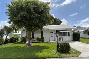 1104 N Leisure Ln S, Boynton Beach, FL 33426 - Photo 1