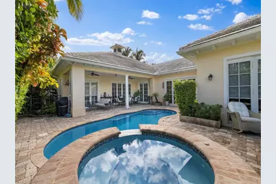 6585 Martinique Way, Vero Beach, FL 32967 - Photo 1