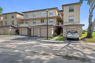 2060 Greenview Shores Blvd, Wellington, FL 33414 - Photo 1