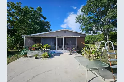 2429 2nd Avenue SE, Vero Beach, FL 32962 - Photo 1