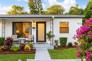 664 W 2nd St, Riviera Beach, FL 33404 - Photo 1