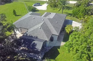 16710 75th Ave N, Palm Beach Gardens, FL 33418 - Photo 1