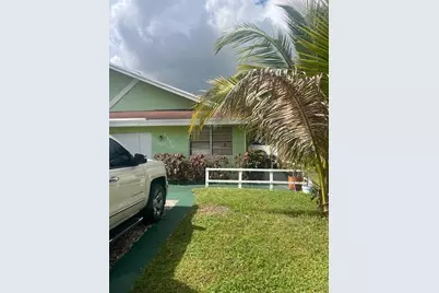 1320 SW 75th Avenue N, North Lauderdale, FL 33068 - Photo 1
