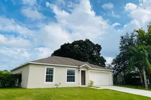 915 Braganza Ave SE, Palm Bay, FL 32909 - Photo 1