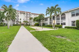 250 NE 20th St, Boca Raton, FL 33431 - Photo 1