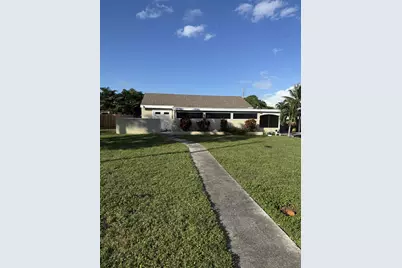 373 Glenn Road, West Palm Beach, FL 33405 - Photo 1