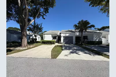 242 Par Drive, Royal Palm Beach, FL 33411 - Photo 1