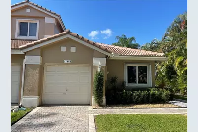 15864 SW 10th Street, Pembroke Pines, FL 33027 - Photo 1