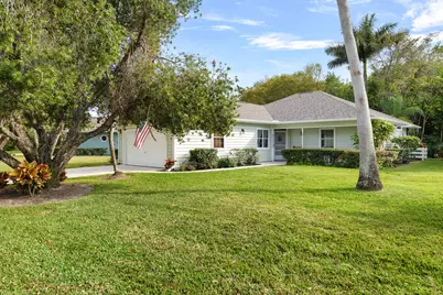 361 Garden Grove Parkway, Vero Beach, FL 32962 - Photo 1