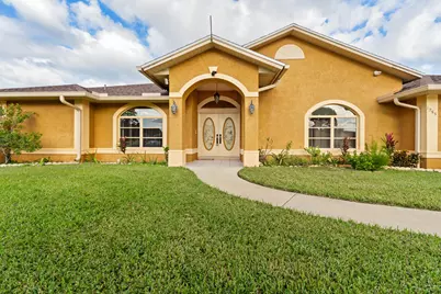 1255 SE Naples Lane, Port Saint Lucie, FL 34983 - Photo 1