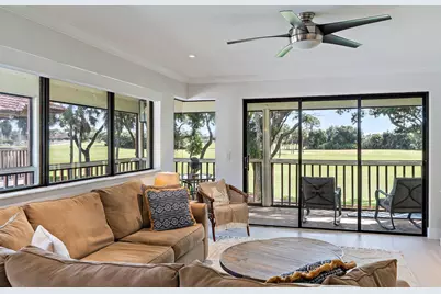 438 S Brackenwood Lane S, Palm Beach Gardens, FL 33418 - Photo 1