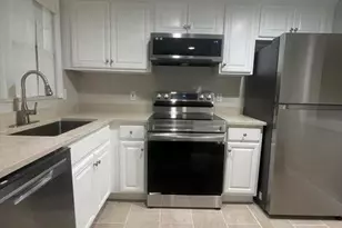 1638 Embassy Dr, West Palm Beach, FL 33401 - Photo 1