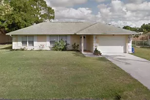 513 SE Crosspoint Dr, Port Saint Lucie, FL 34983 - Photo 1