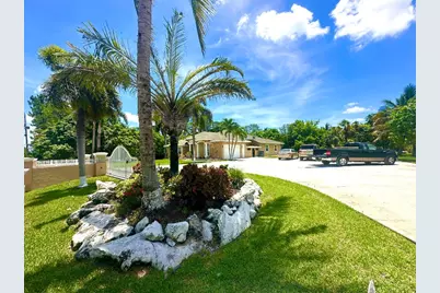 17146 81st Lane N, Loxahatchee, FL 33470 - Photo 1