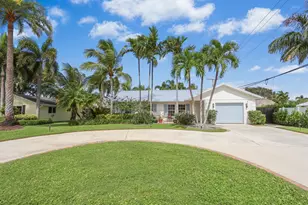 1 Beverly Rd W, Jupiter, FL 33469 - Photo 1