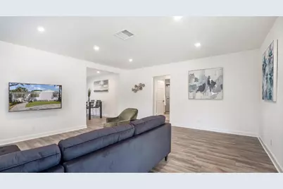 121 George Bush Boulevard, Delray Beach, FL 33444 - Photo 1