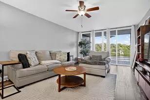 9450 Poinciana Pl, Davie, FL 33324 - Photo 1