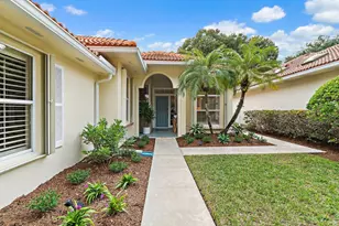 231 E Tall Oaks Cir, Palm Beach Gardens, FL 33410 - Photo 1