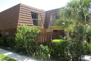 825 Center St, Jupiter, FL 33458 - Photo 1