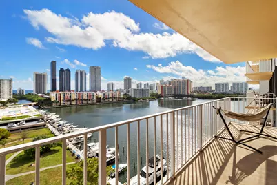 290 174th Street #1417, Sunny Isles Beach, FL 33160 - Photo 1