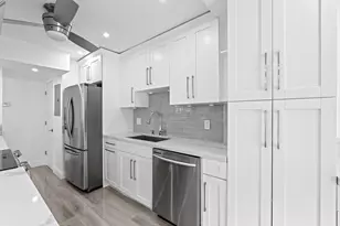 149 NW 70th St, Boca Raton, FL 33487 - Photo 1