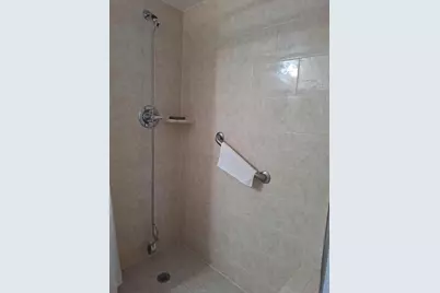 1010 Wolverton A, Boca Raton, FL 33433 - Photo 8