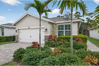 5713 SE Kawana Trail, Hobe Sound, FL 33455 - Photo 1