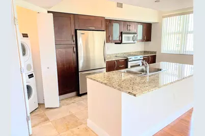19900 E Country Club Drive #1020, Aventura, FL 33180 - Photo 1