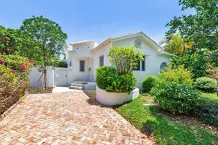 711 Ardmore Rd, West Palm Beach, FL 33401 - Photo 1