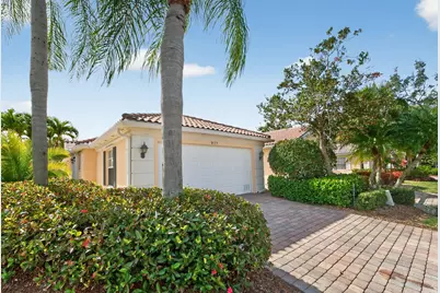 9177 SE Retreat Drive, Hobe Sound, FL 33455 - Photo 1