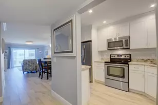 650 Snug Harbor Dr, Boynton Beach, FL 33435 - Photo 1