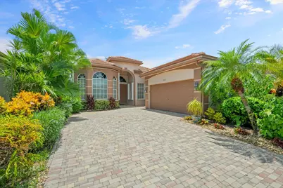 10870 Royal Devon Way, Lake Worth, FL 33449 - Photo 1