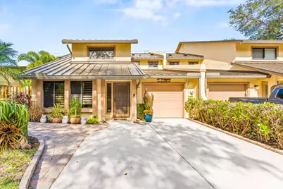 1075 Raintree Lane, Palm Beach Gardens, FL 33410 - Photo 1