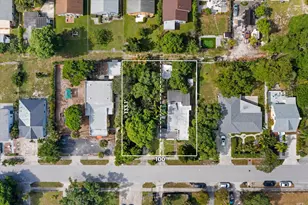 212 SW 2nd Ave, Delray Beach, FL 33444 - Photo 1