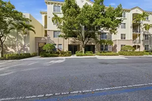 4 Renaissance Way, Boynton Beach, FL 33426 - Photo 1