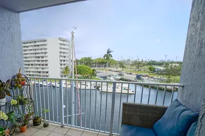 2415 NW 16th Street Road #512, Miami, FL 33125 - Photo 1