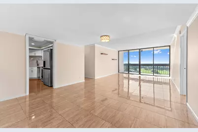 2400 Presidential Way #1705, West Palm Beach, FL 33401 - Photo 1