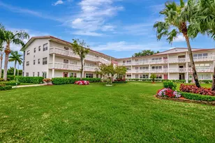 549 Fanshaw N, Boca Raton, FL 33434 - Photo 1