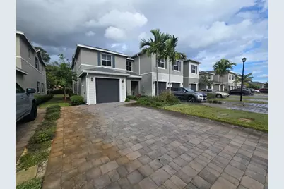 140 Bandol Street, West Palm Beach, FL 33404 - Photo 1