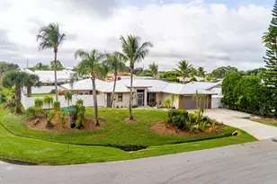 798 SE Thanksgiving Ave, Port Saint Lucie, FL 34984 - Photo 1