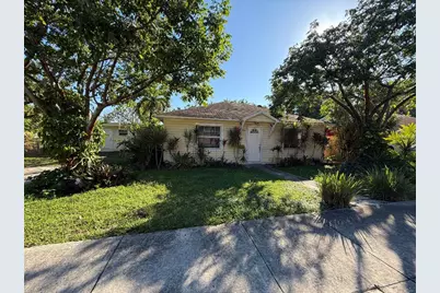 716 S Pine Street, Lake Worth Beach, FL 33460 - Photo 1