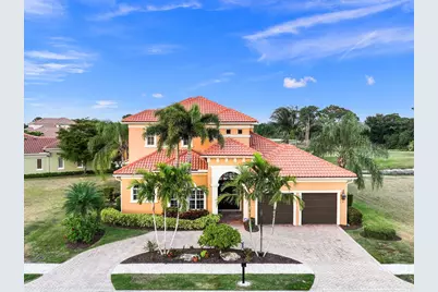 113 SE Via Verona, Port Saint Lucie, FL 34984 - Photo 1