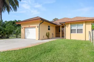 9353 Rodeo Dr, Lake Worth, FL 33467 - Photo 1