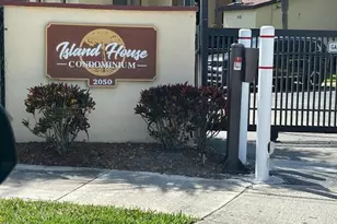 2050 Oleander Blvd, Fort Pierce, FL 34950 - Photo 1