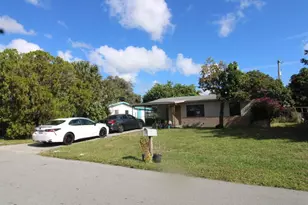 5702 Briarwood St, Mangonia Park, FL 33407 - Photo 1