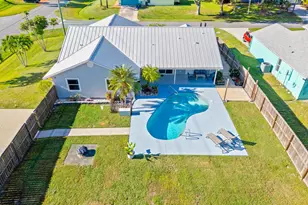 402 Watercrest St, Sebastian, FL 32958 - Photo 1