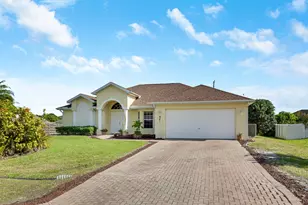 641 SW Lindsay St, Port Saint Lucie, FL 34953 - Photo 1