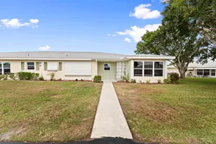 422 Sandpiper Dr, Fort Pierce, FL 34982 - Photo 1